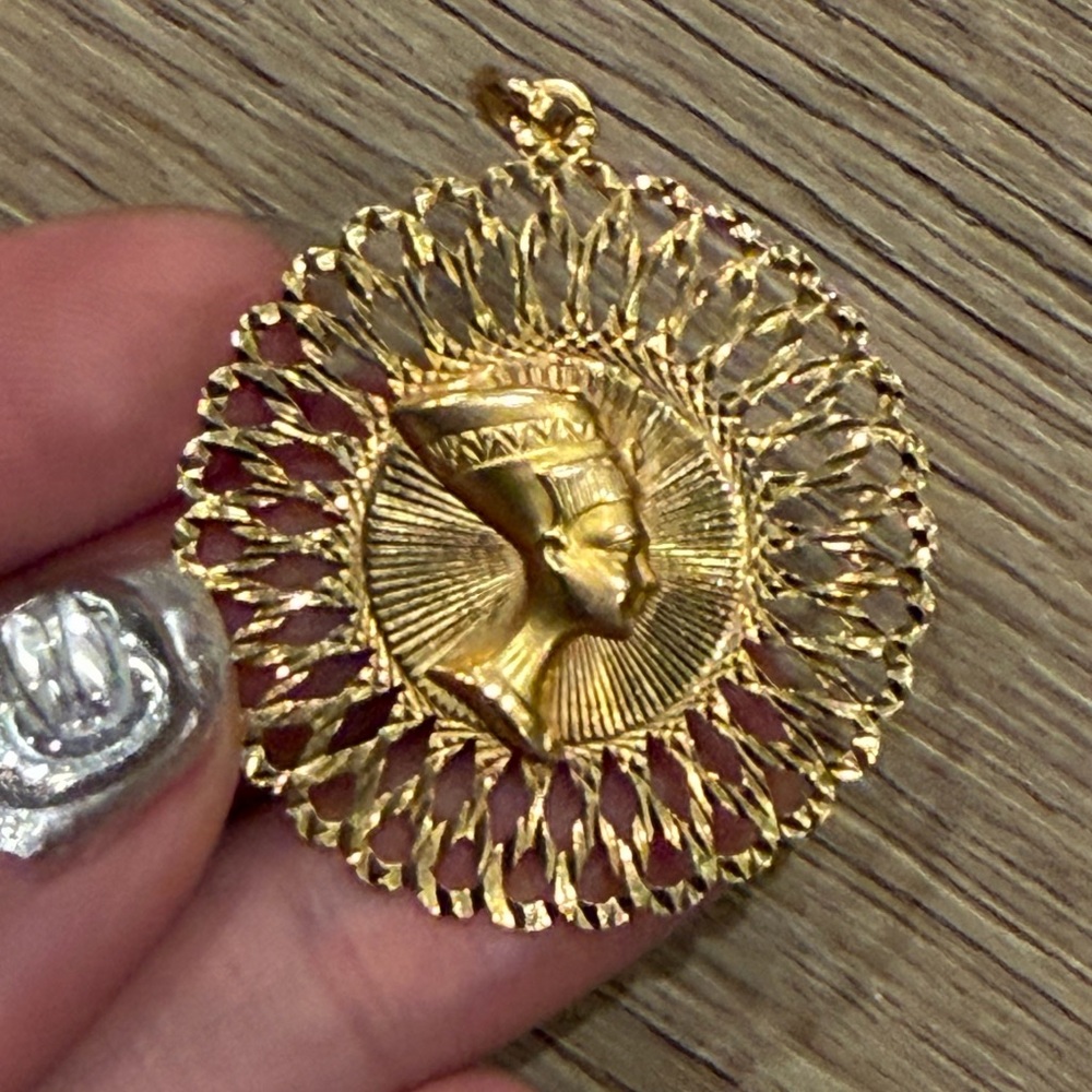 vintage 14k Egyptian pharaoh pendant - Picture 6 of 9